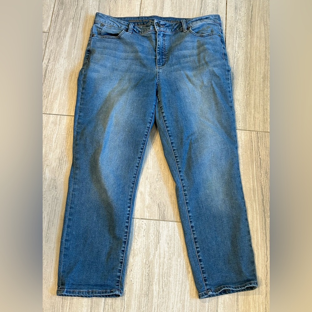 Talbots Heritage Crop 16 women’s Jeans in great preowned condition - Picture 2 of 6